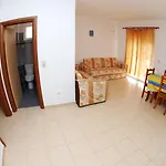 Apartment Eleana & *
