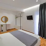 Eleana & Apartment *