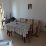 Eleana & Apartment Sarande