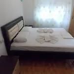 Apartment Eleana &
