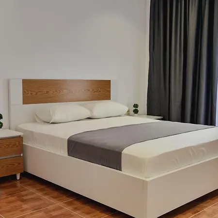 Apartament & Eleanna