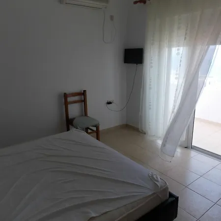 Apartament & Eleanna