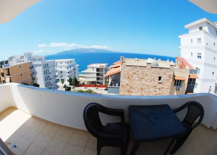 Apartament Eleana & *