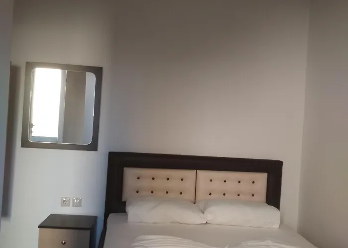 Apartment Eleana &