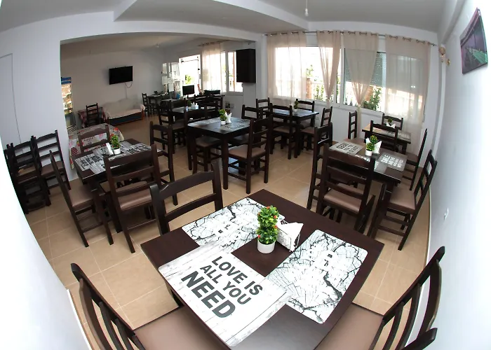 Apartment Eleana &