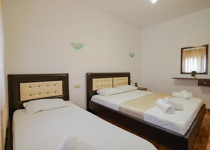 Apartament Eleana & *