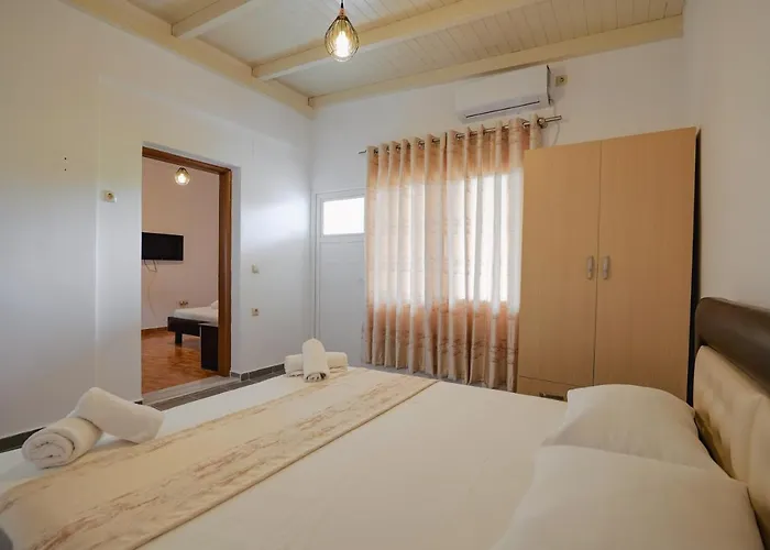 Apartament Eleana &
