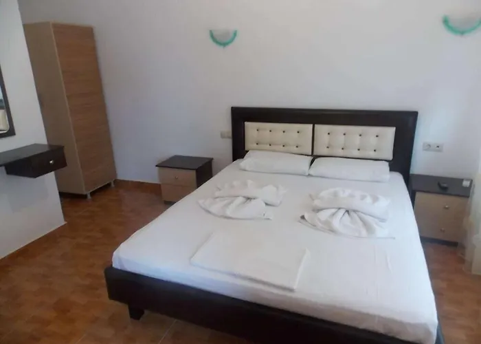 Apartment Eleana &