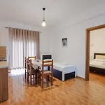 Apartament Eleana &