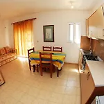 Apartment Eleana &