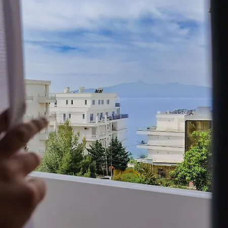 Eleana & Apartmán Sarandë