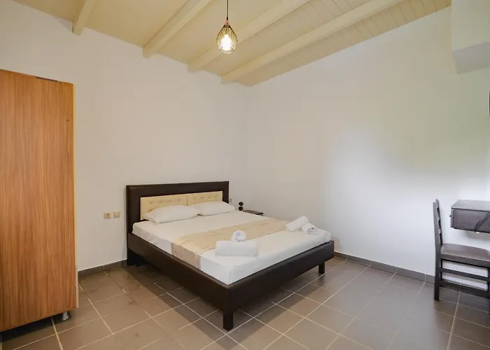 Lejlighed Eleana & *